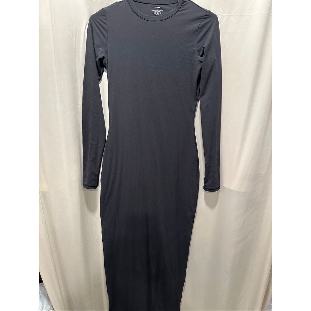 SKIMS Fits Everybody Crew Neck Long Sleeve Maxi Dress Onyx Black Size M, NWT - Picture 2 of 6